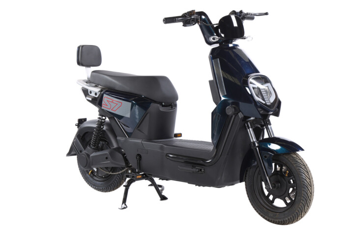 TFSC0106 SCOOTER